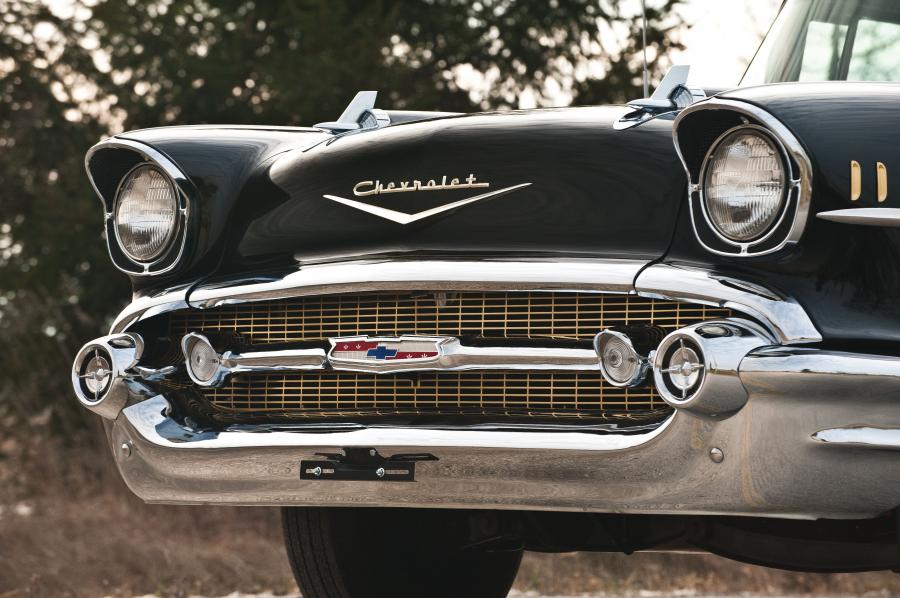  Chevrolet Bel Air Fuel Injected Convertible 1957 года  (фото 33 из 52)
